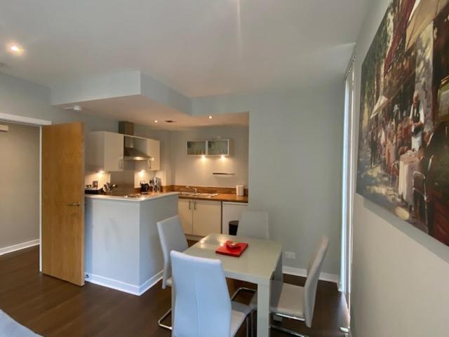 Dreamhouse At Oswald Street, City Centre Glasgow Exterior photo